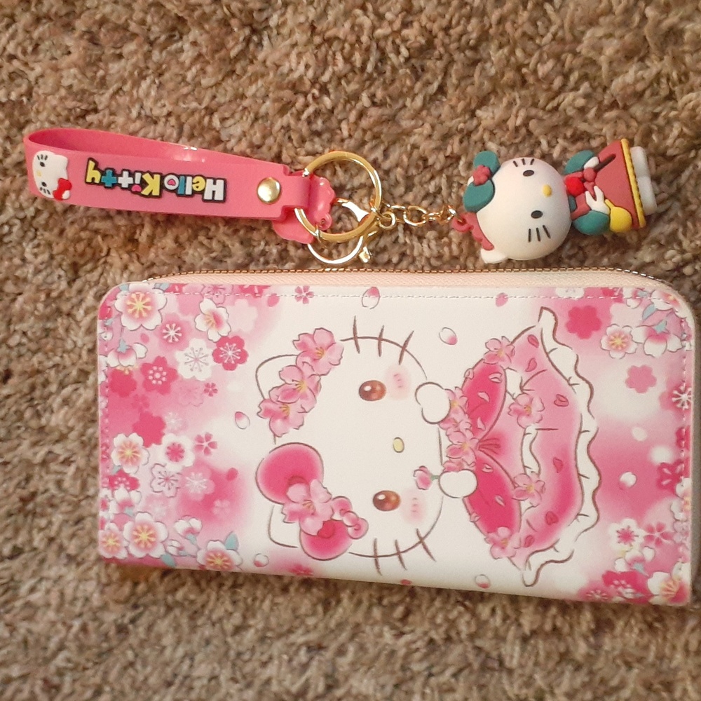 NIP Hello Kitty bundle